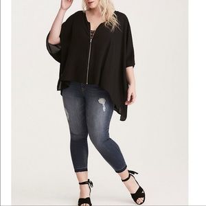 Torrid Kimono NWOT 00